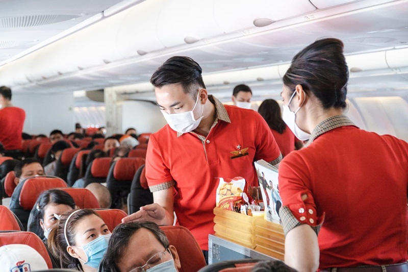 Vietjet lỗ vì cuộc đua giá vé rẻ