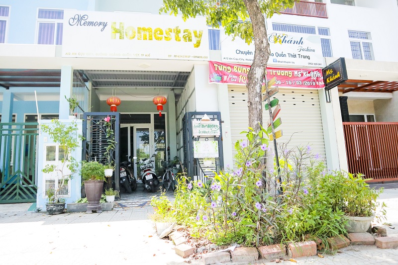 Địa chỉ Memory Homestay Huế tại: A12 An Cựu City, đường Hoàng Quốc Việt, phường An Đông, thành phố Huế, tỉnh Thừa Thiên Huế.