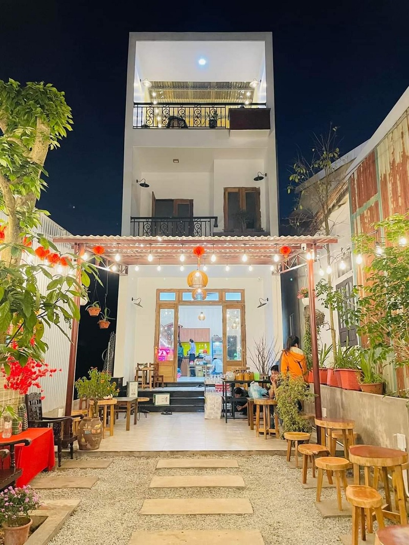 Địa chỉ Trú homestay Huế tại: 107A Lê Ngô Cát, phường Thủy Xuân, thành phố Huế, tỉnh Thừa Thiên Huế.